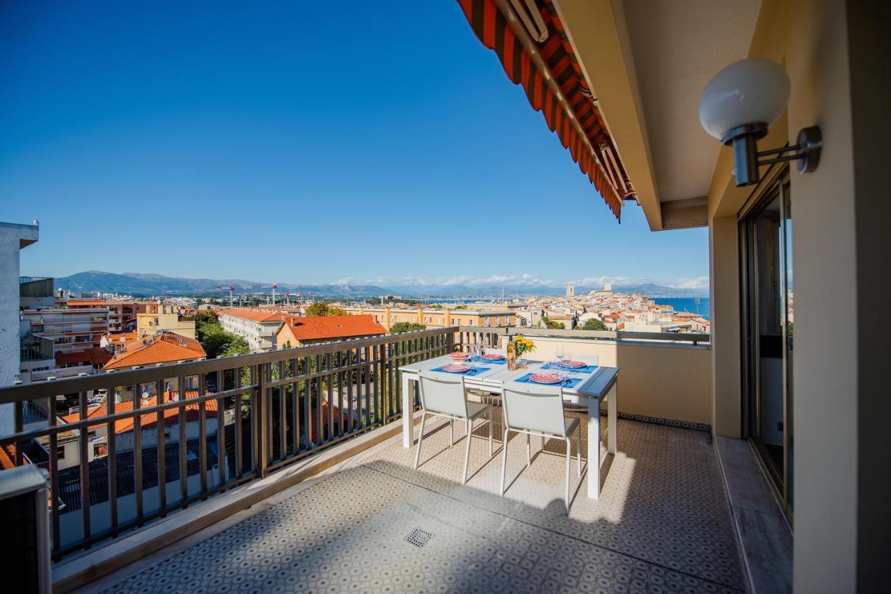 Apartamento High Standing With Incredible Old Antibes And Sea Views Exterior foto