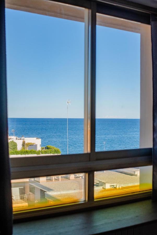 Apartamento High Standing With Incredible Old Antibes And Sea Views Exterior foto